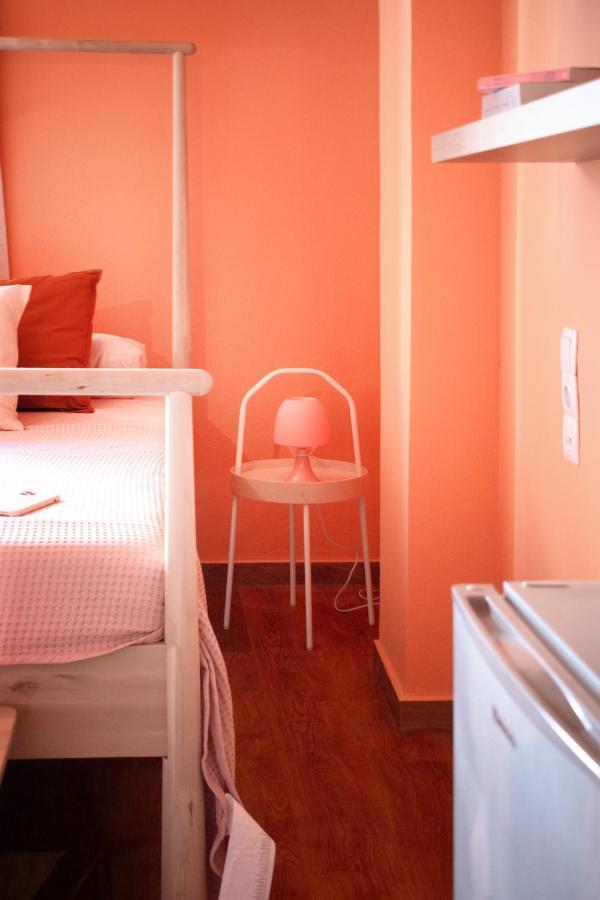 Ryb Colour Apartment 帕特雷 外观 照片
